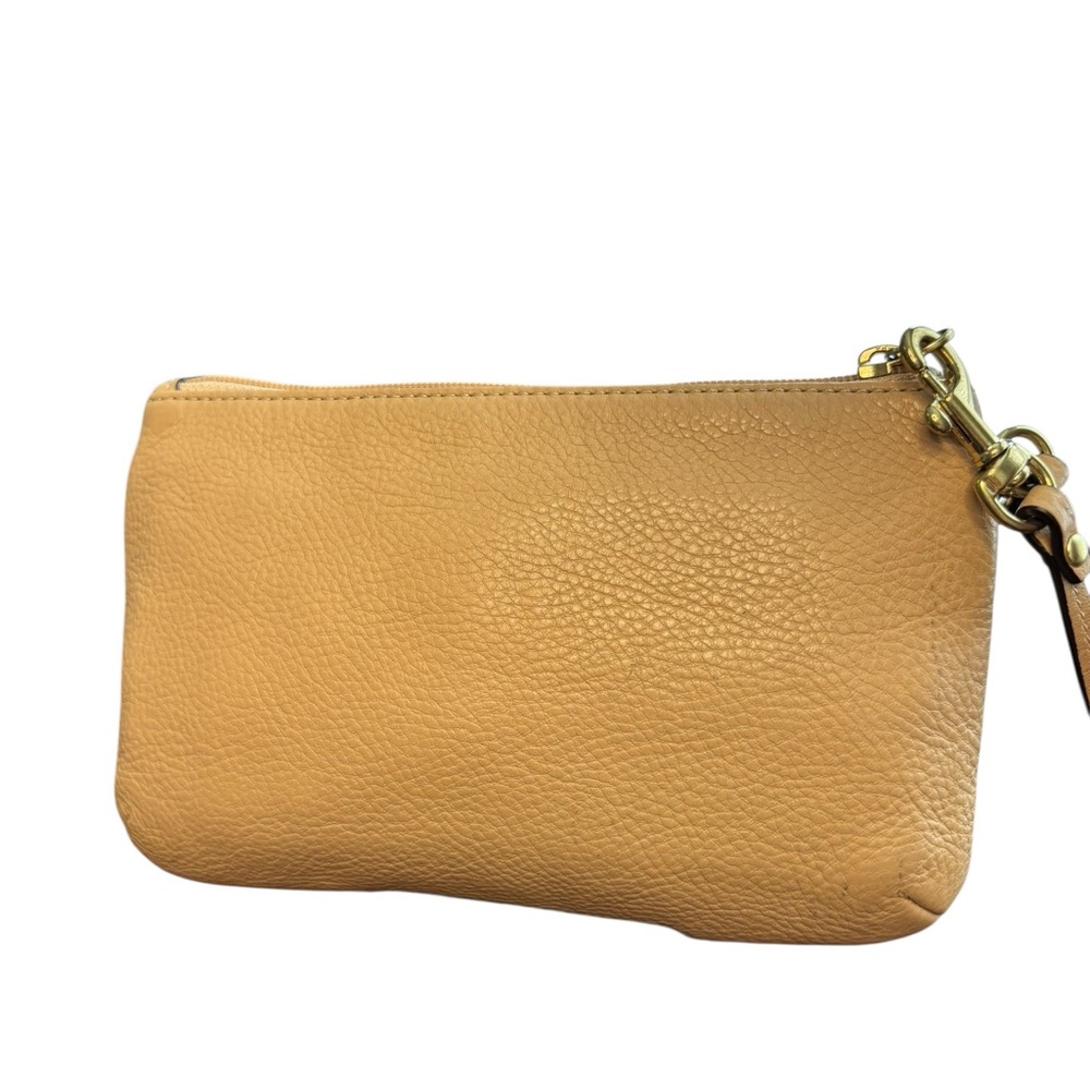 Coach Legacy Pebbled Leather Turnlock Zip Wristlet – Sand / Brass - Picture 3 of 6